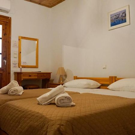 Soula Rooms Kini Esterno foto
