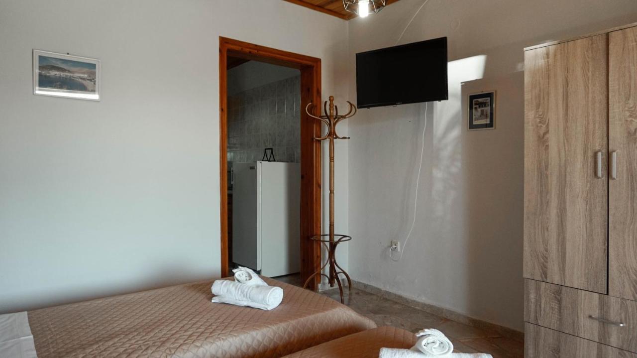 Soula Rooms Kini Esterno foto