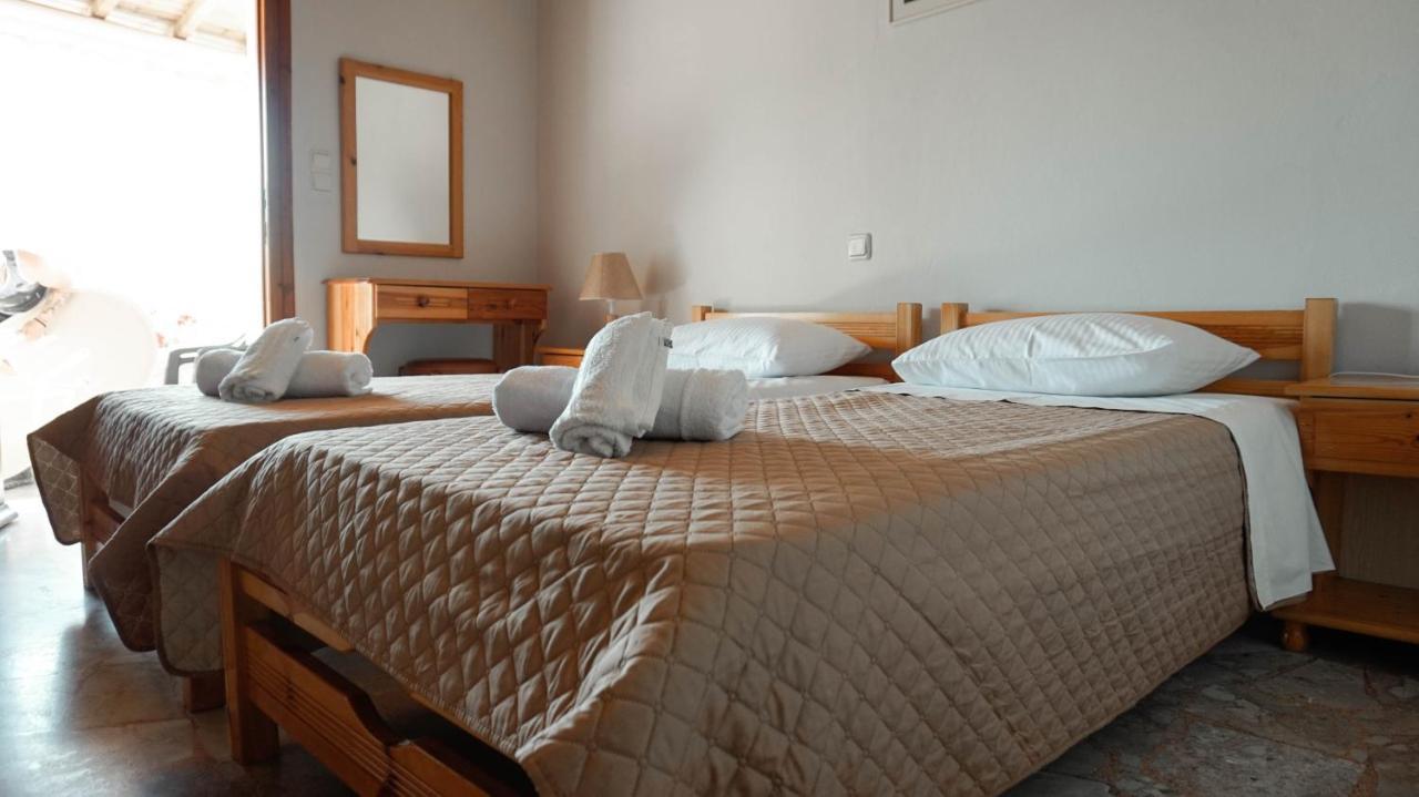 Soula Rooms Kini Esterno foto