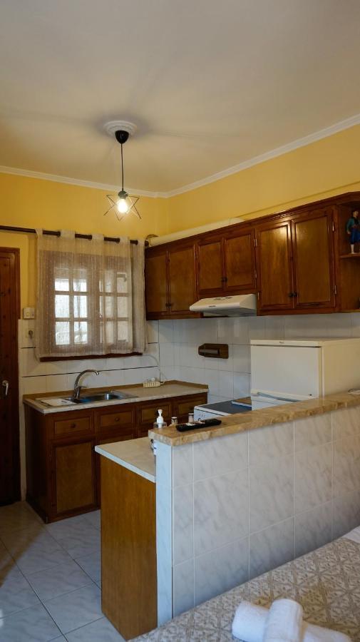 Soula Rooms Kini Esterno foto